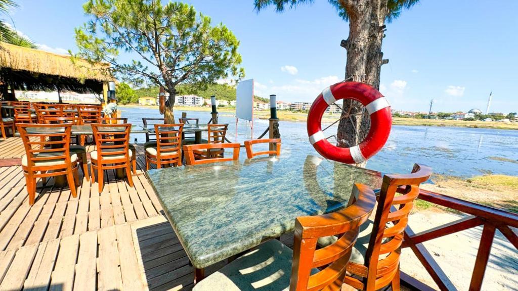 Gaia Bungalow Bed & Breakfast Ayvalik Luaran gambar